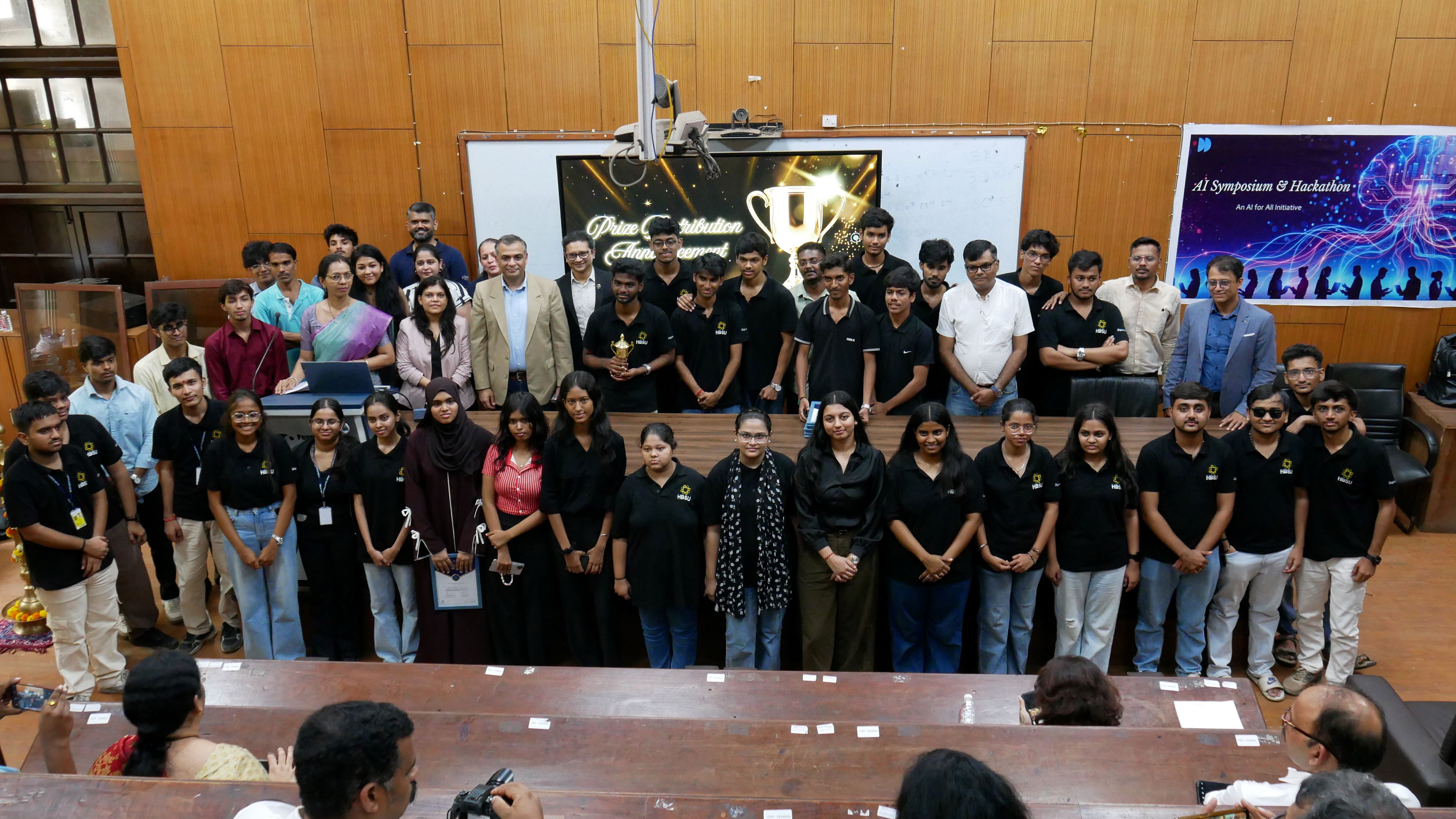 Homi Bhabha State University Concludes AI Hackathon with TeamLease EdTech in Mumbai